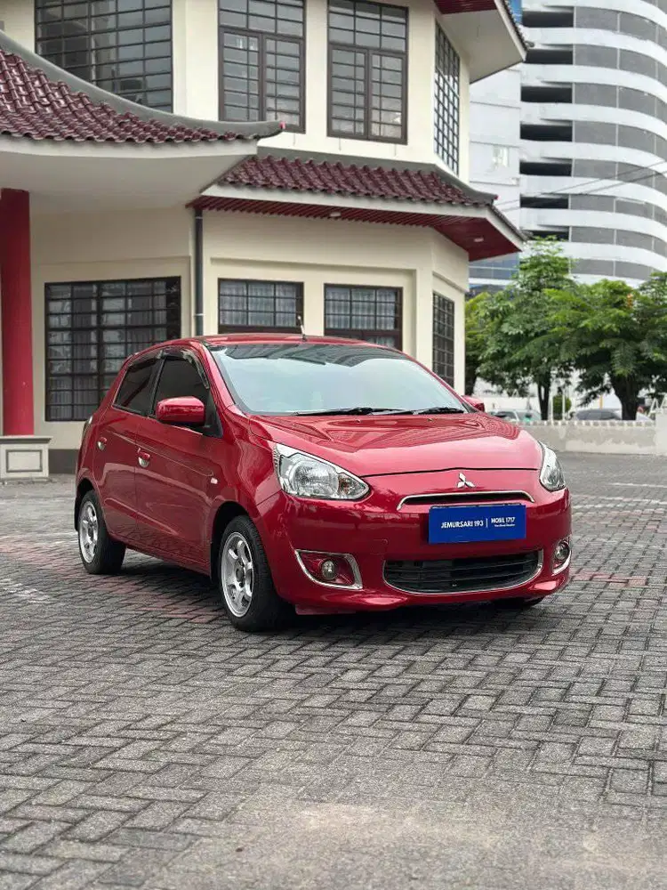 MITSUBISHI 2015 MIRAGE 1.2 MT 
JL.RAYA JEMURSARI MOBIL 1717