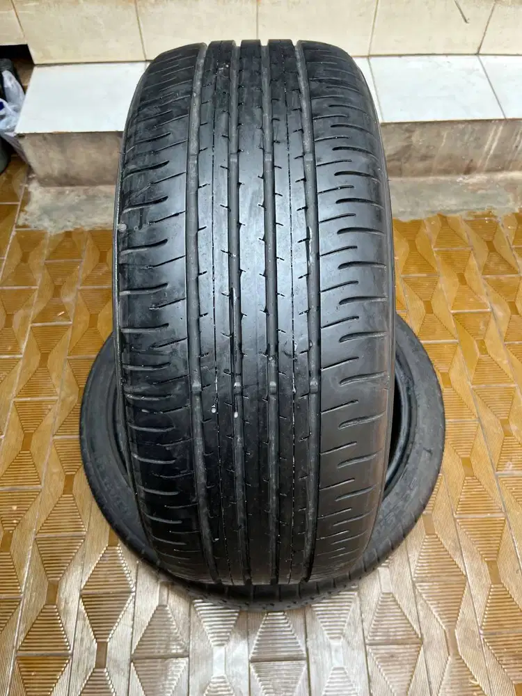 Ban Dunlop SP Sport Maxx  225 50 r18  1Pcs