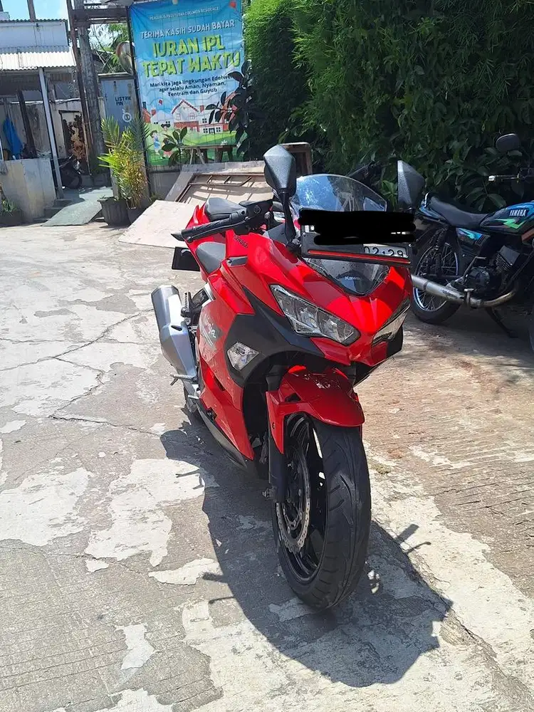 Kawasaki Ninja 250 Tahun 2014