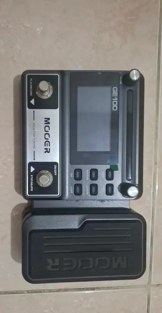 Effect guitar - Mooer GE100 Multi Effect Guitar