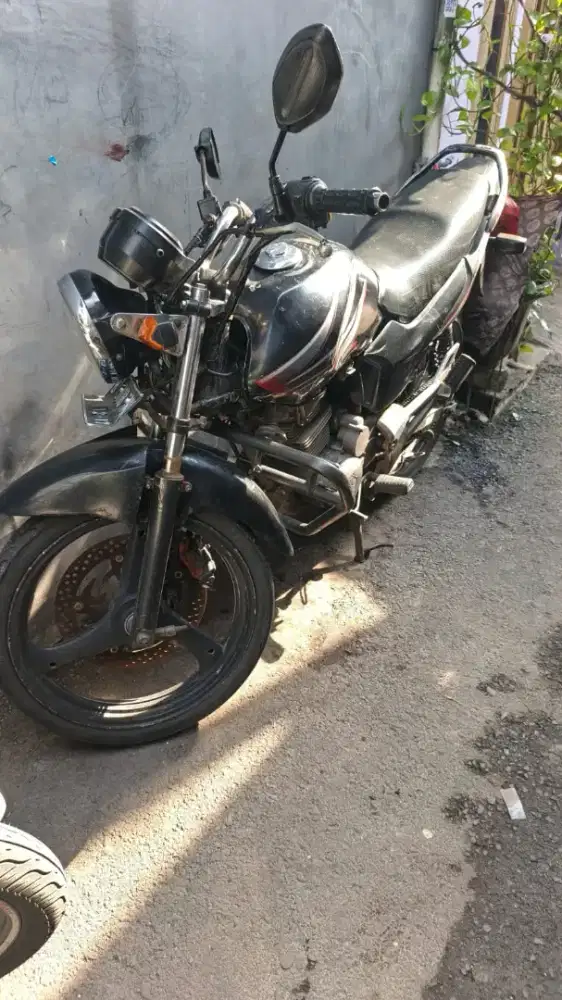Honda Megapro second