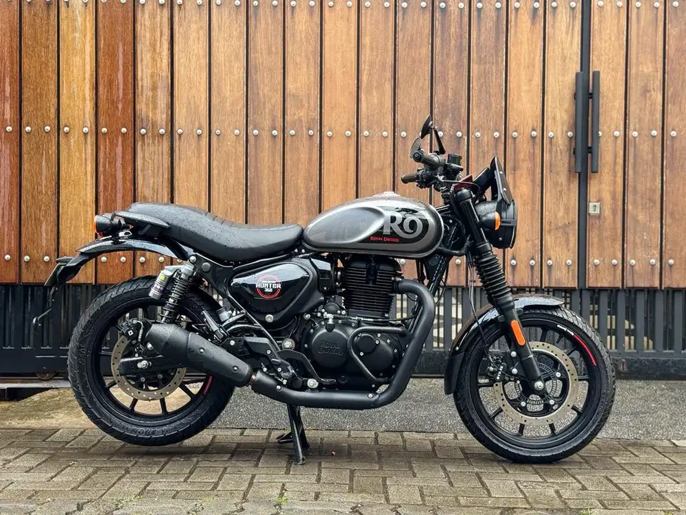 ROYAL ENFIELD HUNTER 350 GREY FULL PAPER ISTIMEWA TRIUMPH SCRAMBLER
