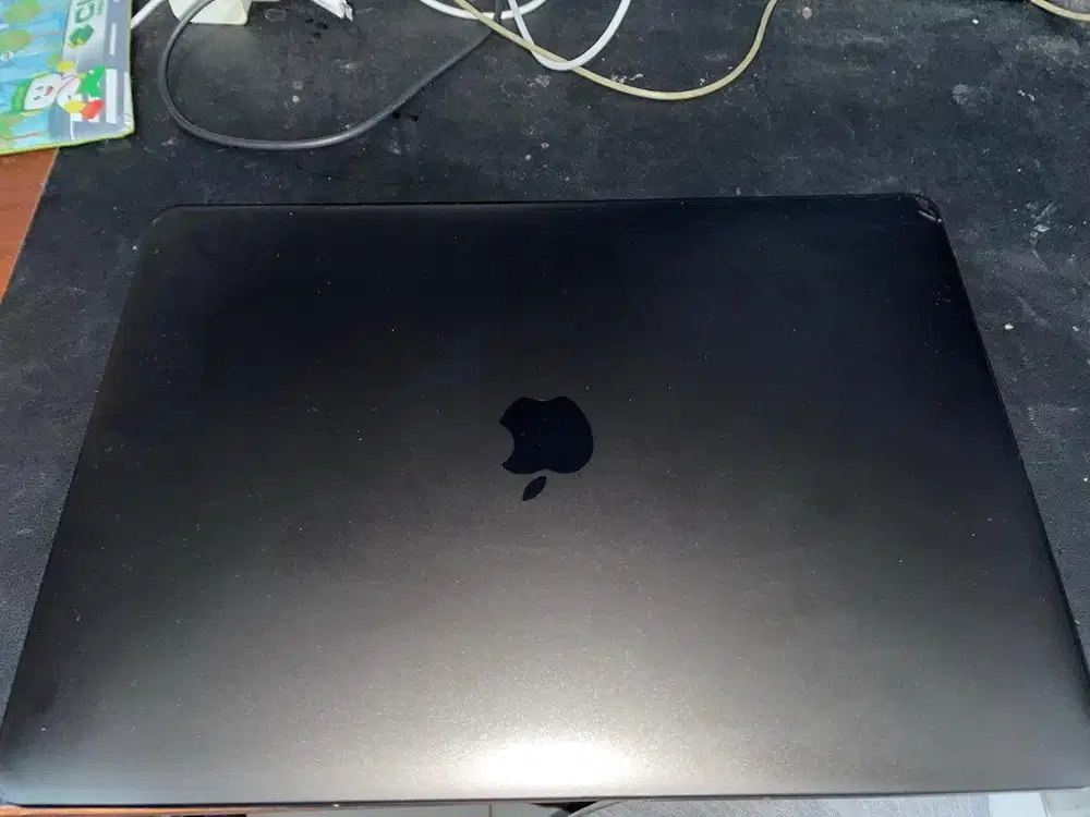 Dijual macbook air M1 2021 128 gb, muluss hy baret dikit wajar