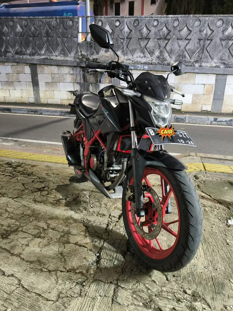 Honda CB150R StreetFire