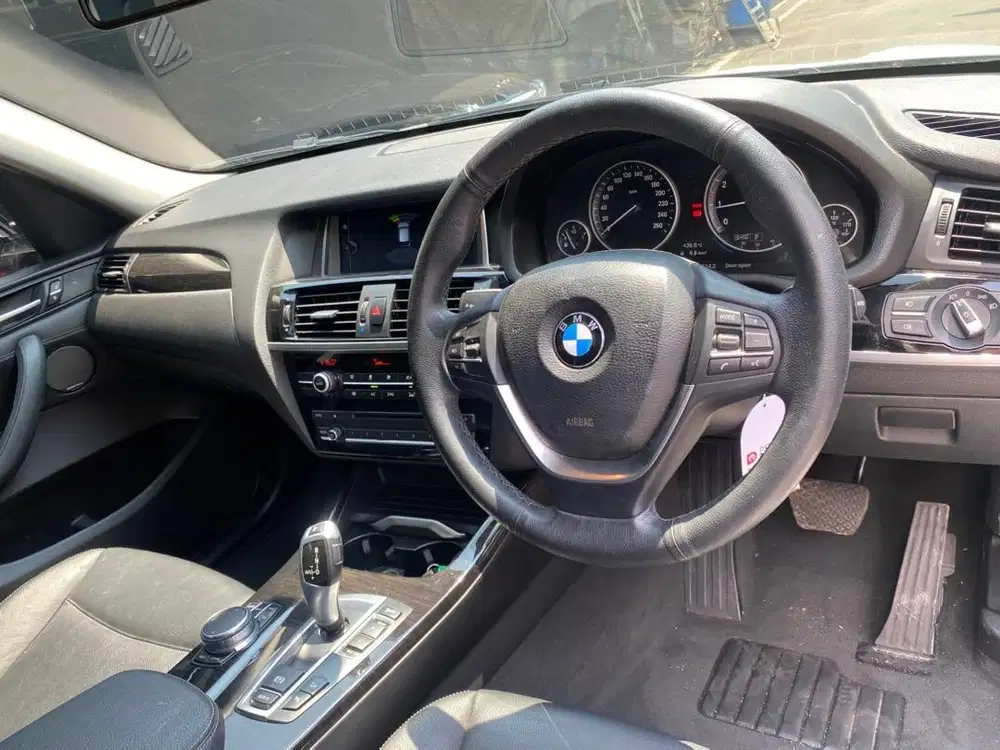 BMW X3 XDRIVE20i AT 2017