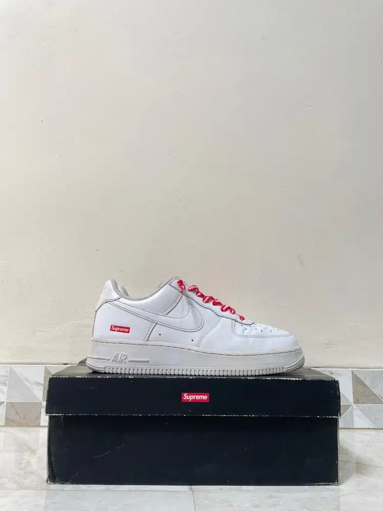 Nike Air Force 1 Supreme (Size 42.5) Original 100%