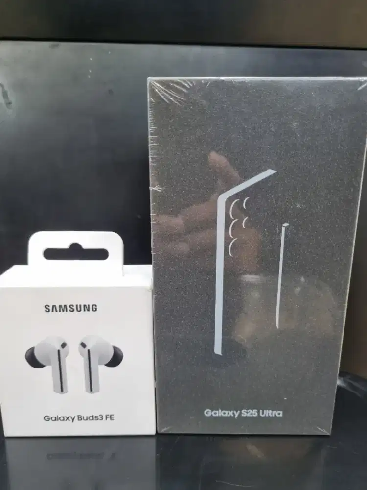 Samsung Galaxy S25ultra + Buds3fe