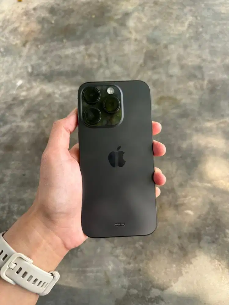 iPhone 15 Pro 256gb Black Titanium iBox