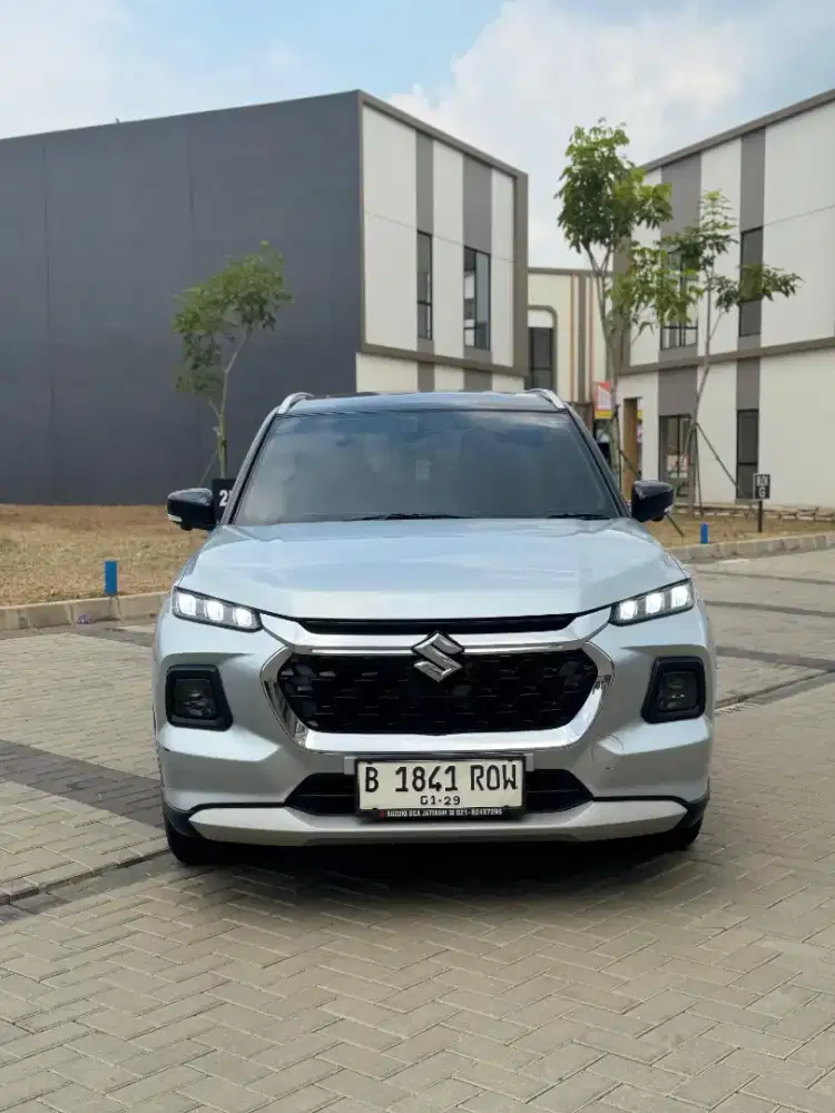 Grand Vitara GX 1.5 AT/CVT/MATIC Hybrid 2 Tone 2023 Silver