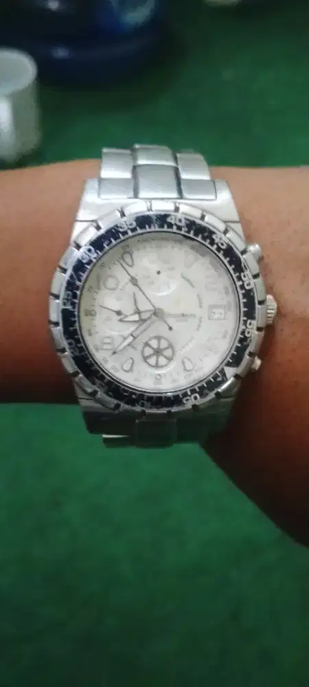 Jam tangan cronomaster swis