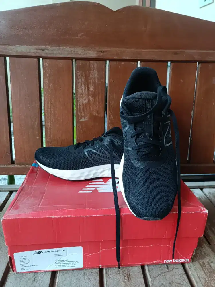 Dijual sepatu New Balance