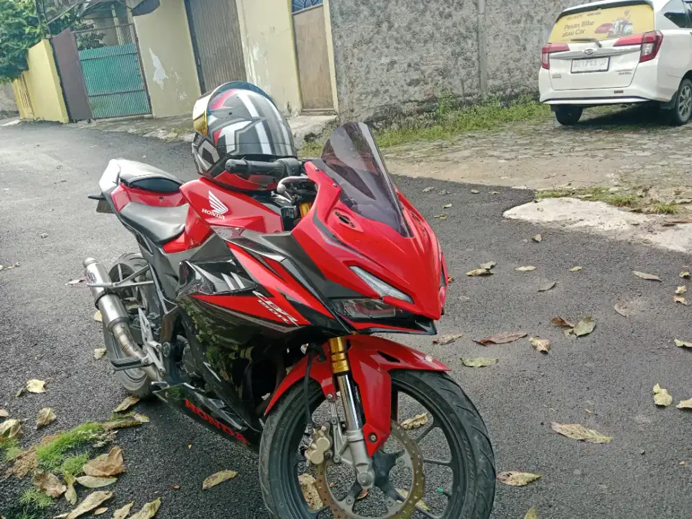 CBR 150R tipe Std