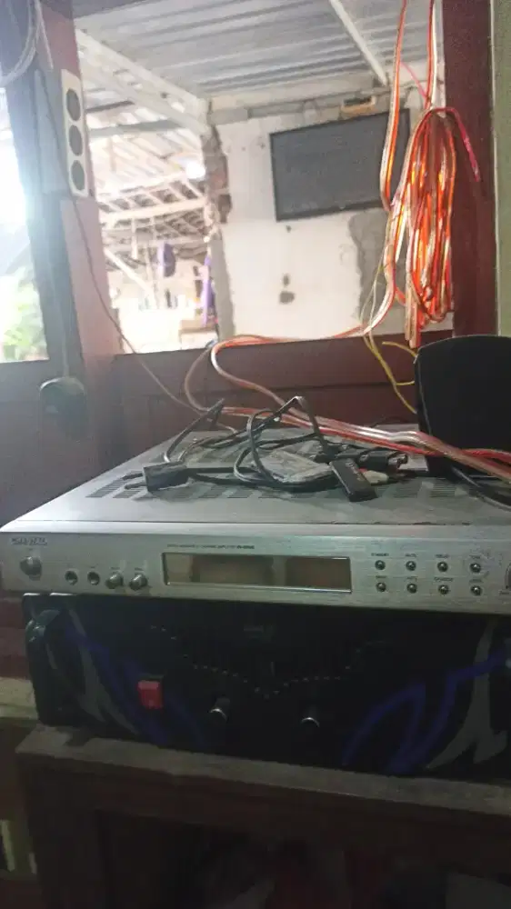 Amplifeer Home Tiater