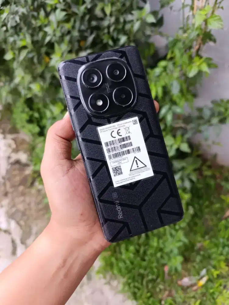 Xiaomi Note 14 Pro 5G 8/256gb
unit + charger ori 67W