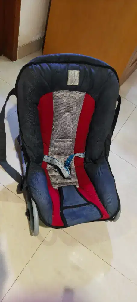 Car Seat Baby (kursi bayi) kondisi bagussss