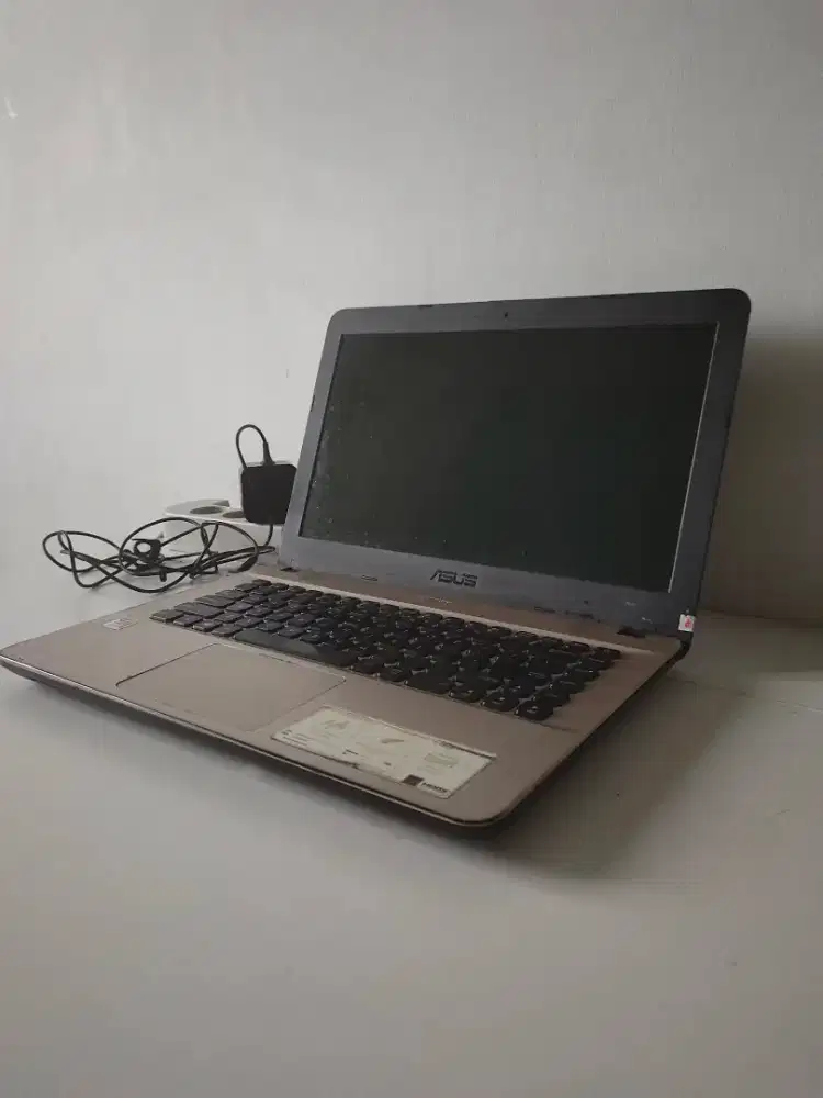 Laptop ASUS VivoBook Max X441B