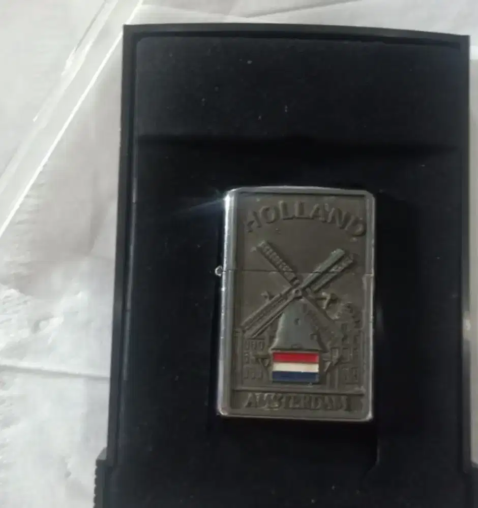 Korek Zippo antik emblem Holland