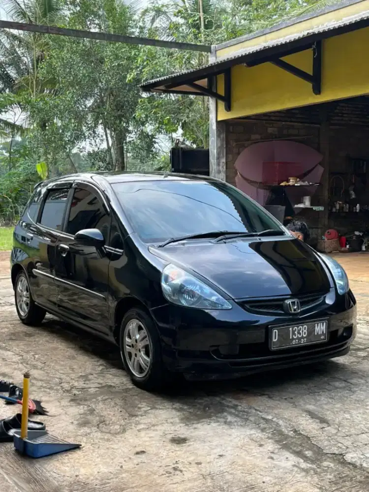 Jazz Gen 1 Matic Hitam