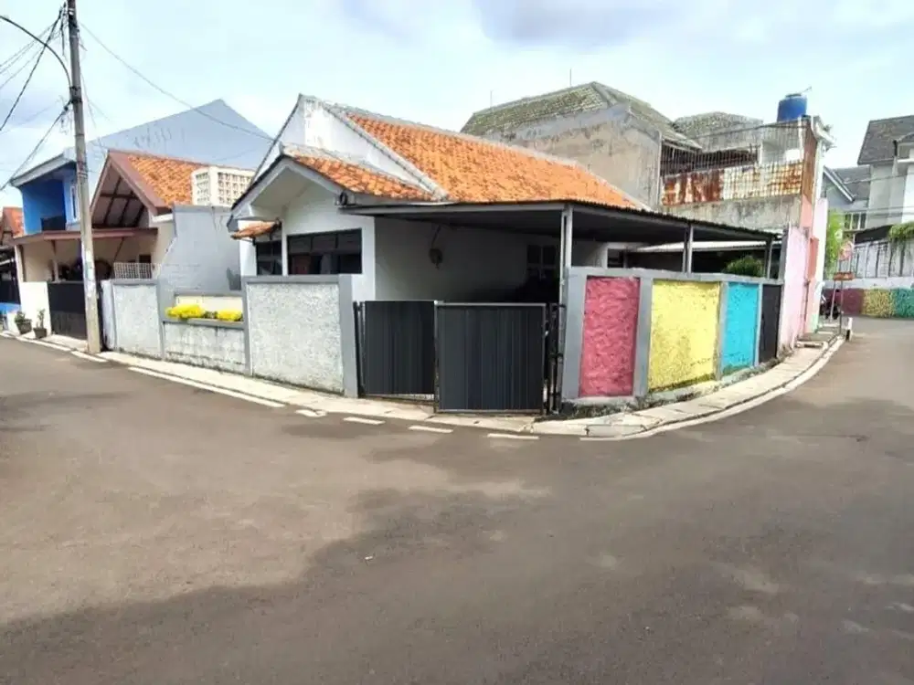 Rumah komplek pjmi pondok aren dekat bintaro plaza dan sekolah al azhar