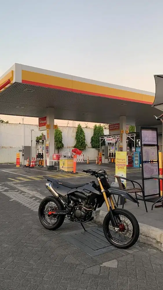 crf 2023 supermoto
