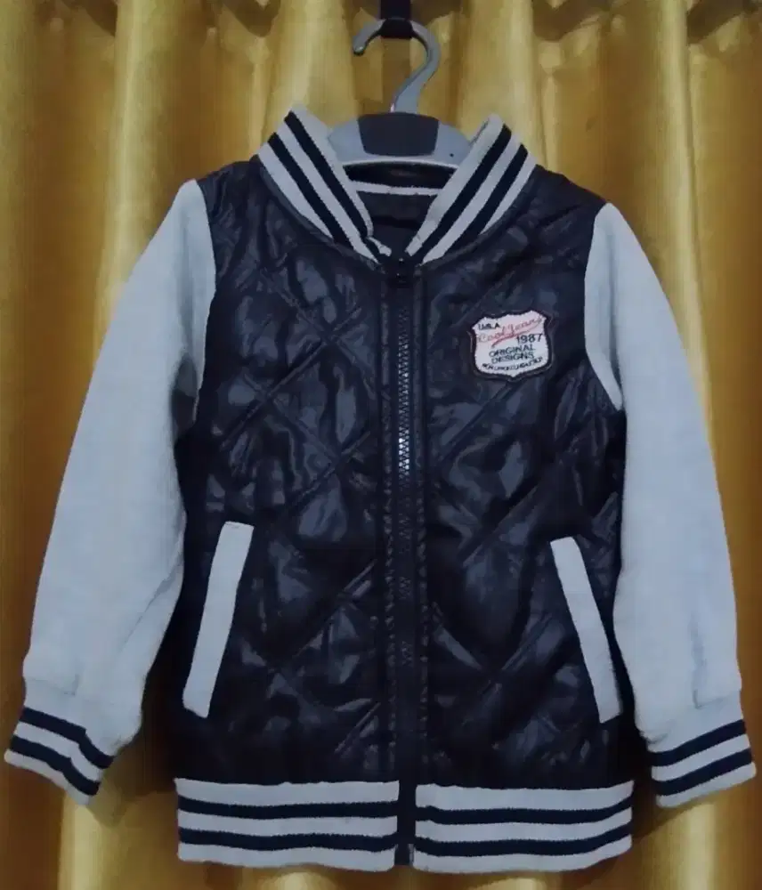 Jaket Anak Masih Bagus