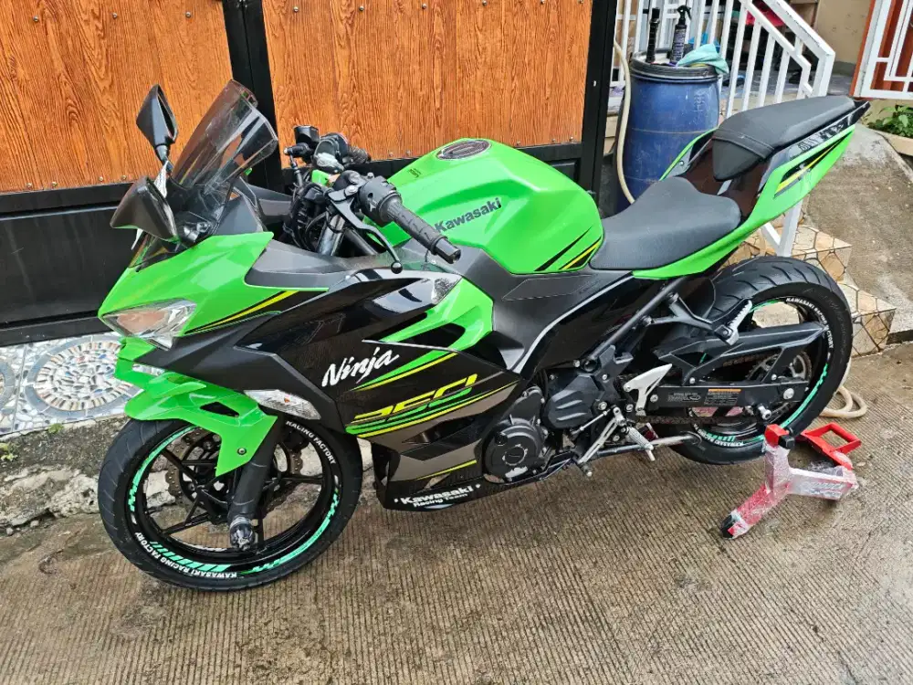 Kawasaki Ninja 250 KRT 2018