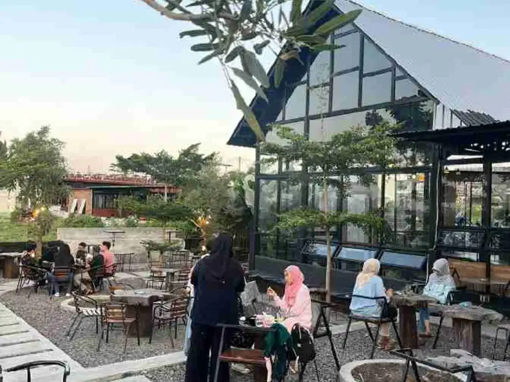 JUAL OPER CAFE BANGUNAN DAU MALANG
