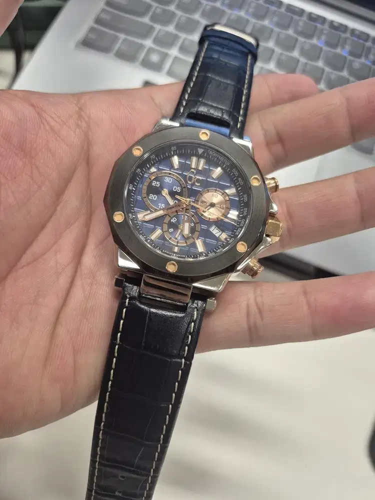 Guess Collection X72025G7S