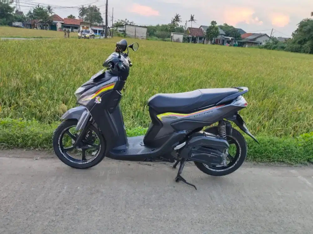 Yamaha Gear F1 tahun 2021 mesin halus siap pakai di Tangerang