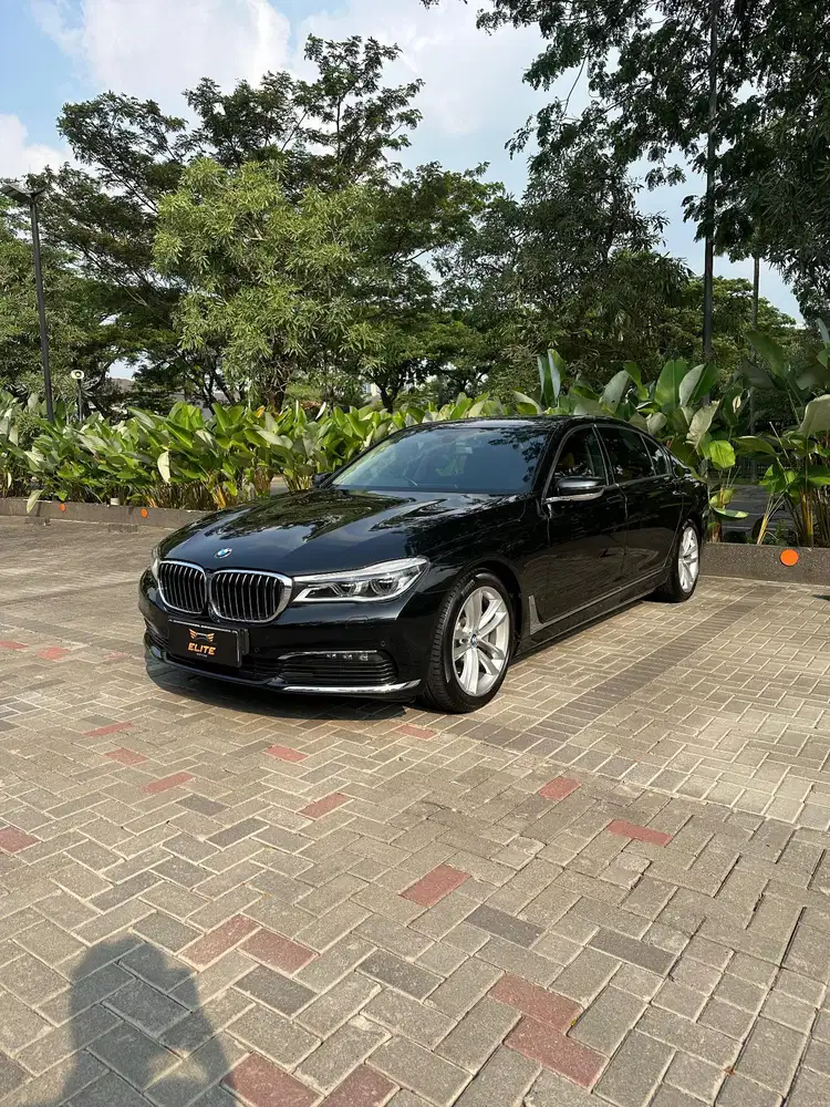 BMW 730Li Luxury G12 2018