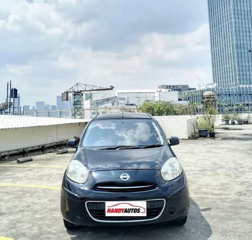Nissan March XS 1.2 Tahun 2012 Automatic Hitam