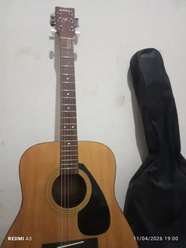 Yamaha akustik f310 original