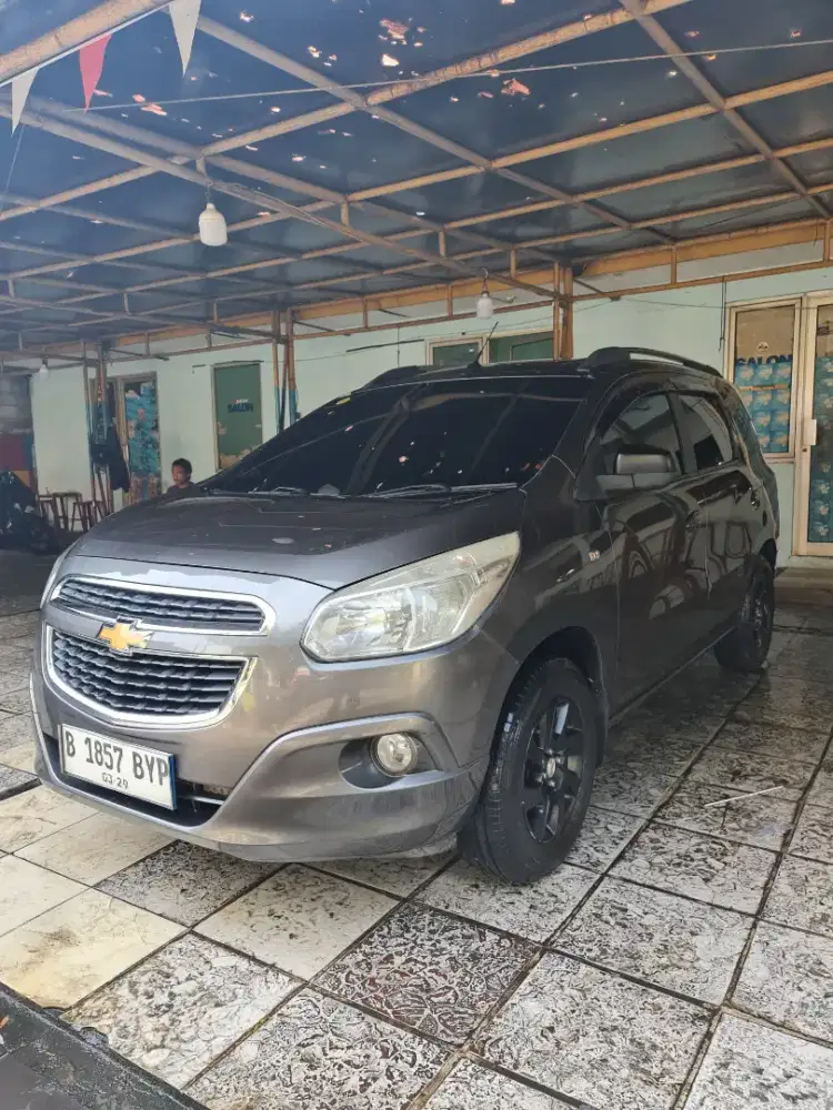 Di Jual Chevrolet spin 1,3 Diesel 2013