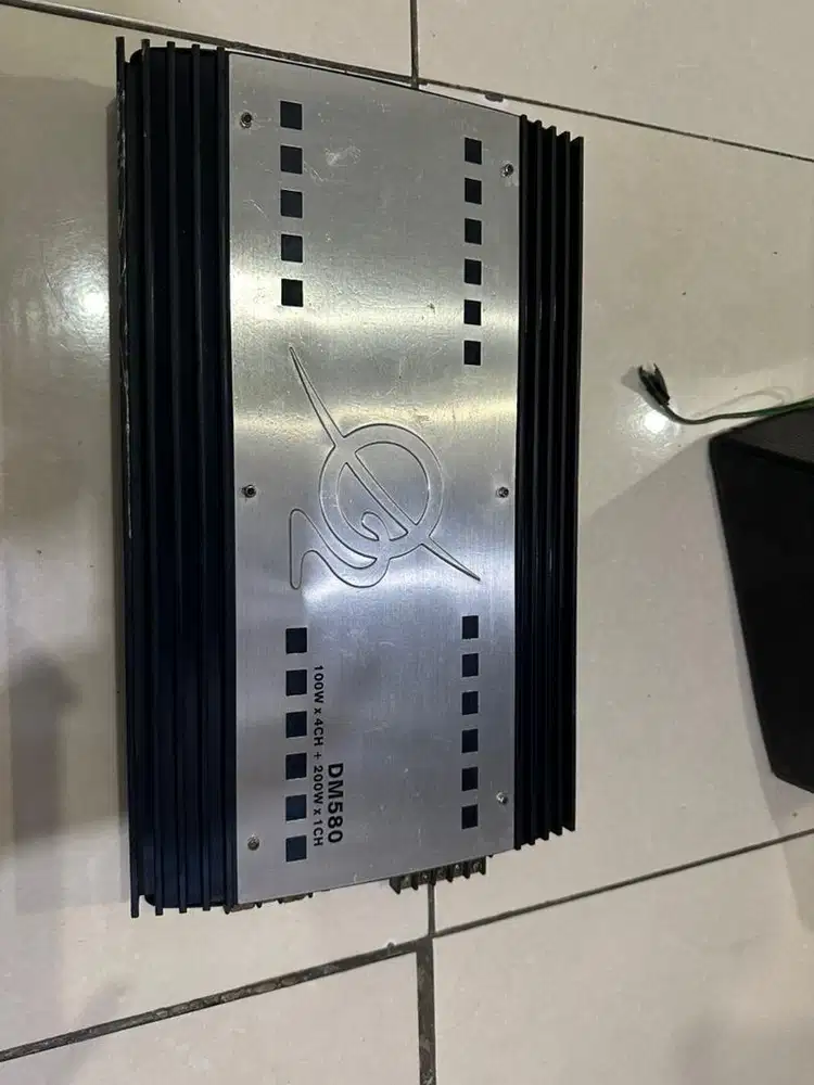 Amplyfier DM 580