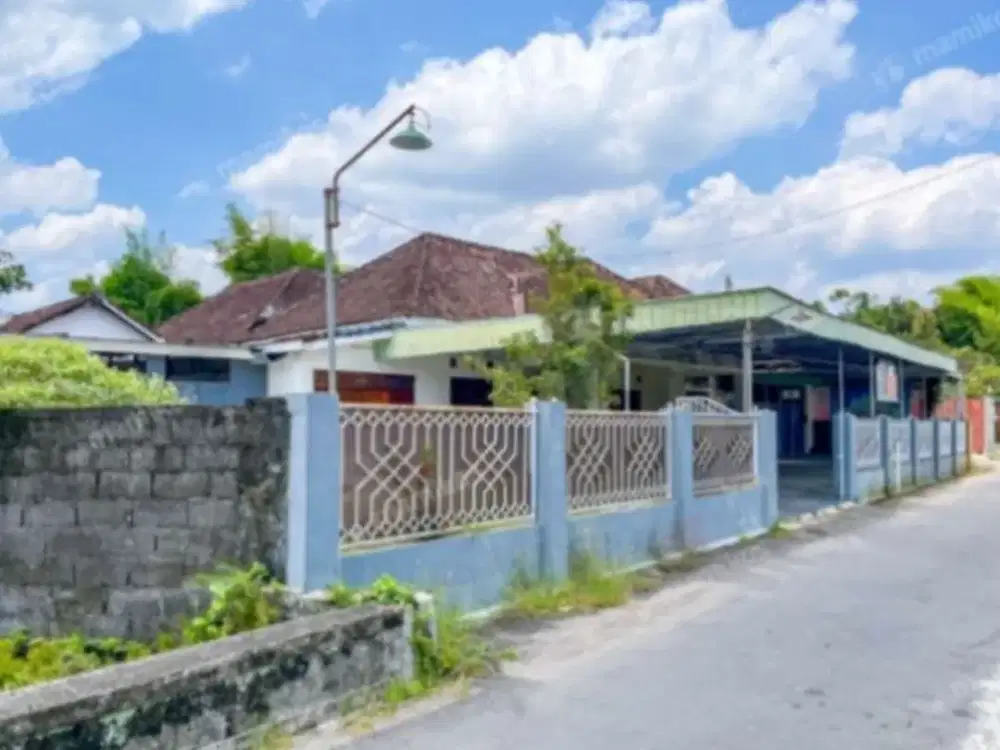 Disewa Rumah Besar Siap Huni Cocok untuk Kantor Lokasi di Godean