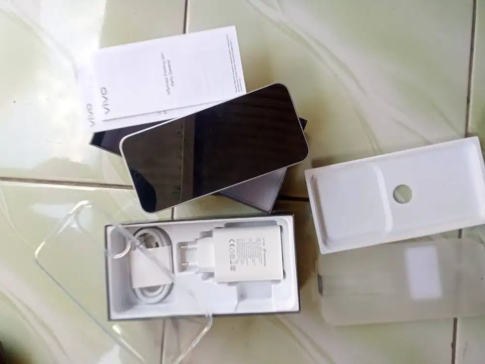 Hp vivo V70 FE Ram 8/256gb