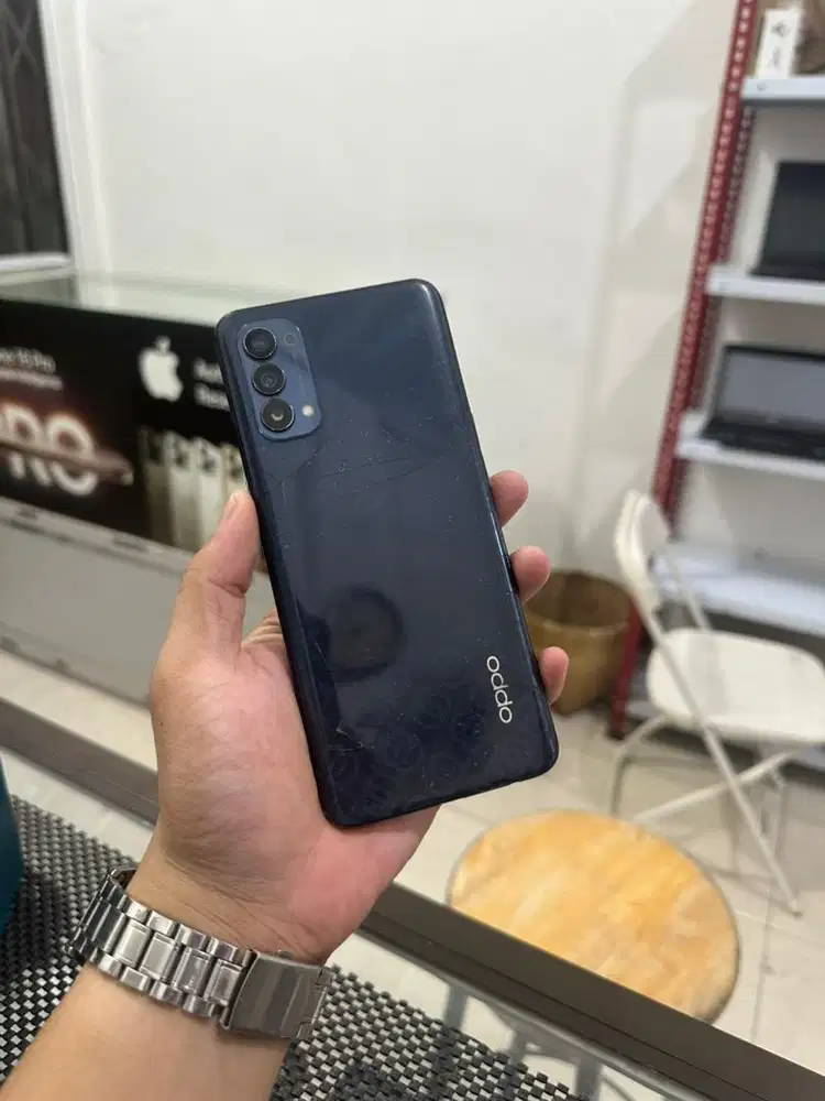 Oppo Reno 4 RAM 8GB Penyimpanan 128GB Lengkap