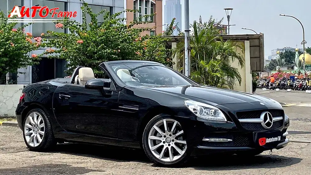 KM46RB Mercedes Benz SLK200 CGI CBU Cabriolet Black On Beige NIK 2013