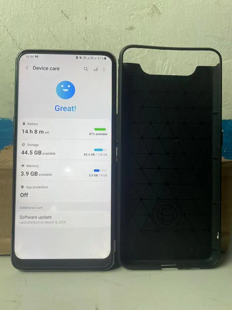 Samsung Galaxy A80