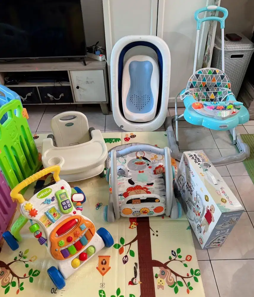 Preloved Mainan dan peralatan bayi TAKE IT ALL