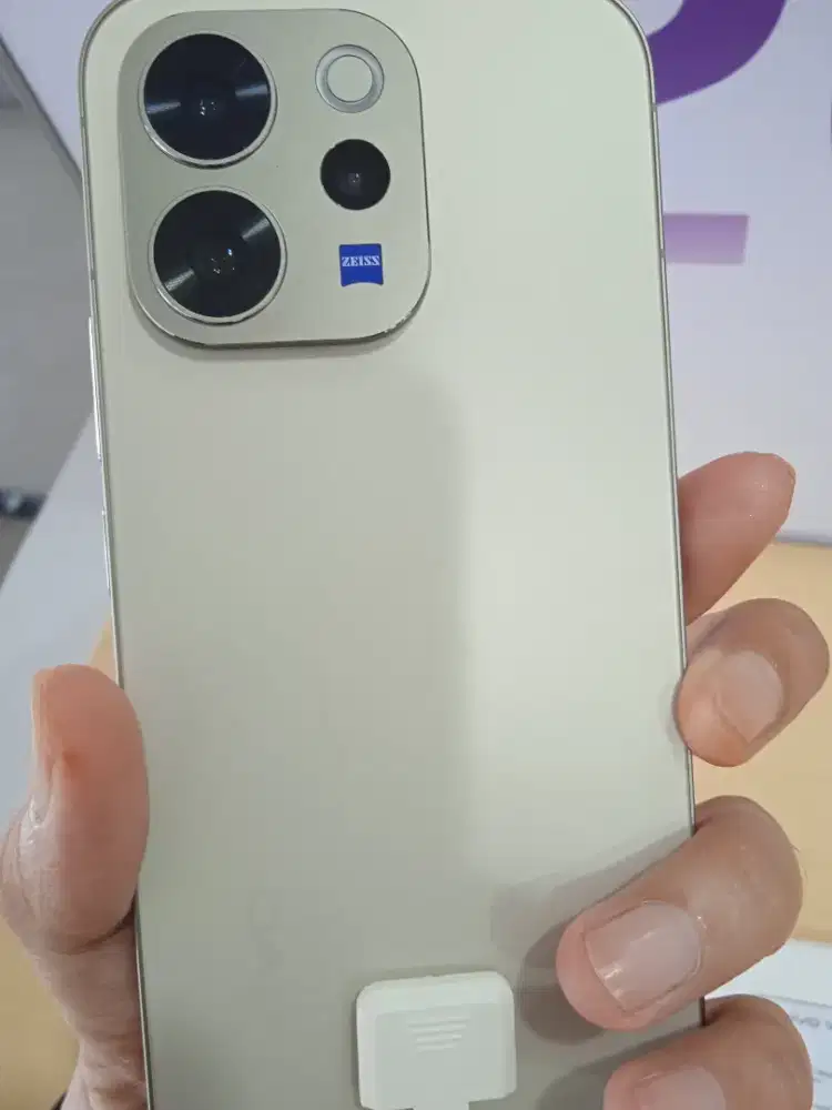 VIVO V70 5G 12 256