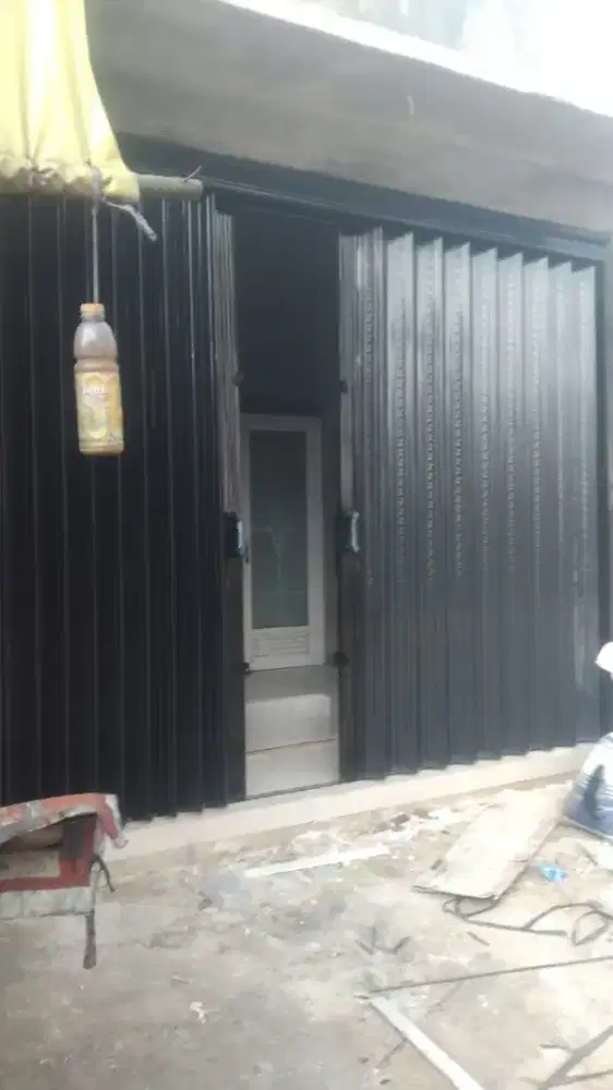 PINTU HARMONIKA WARUNG