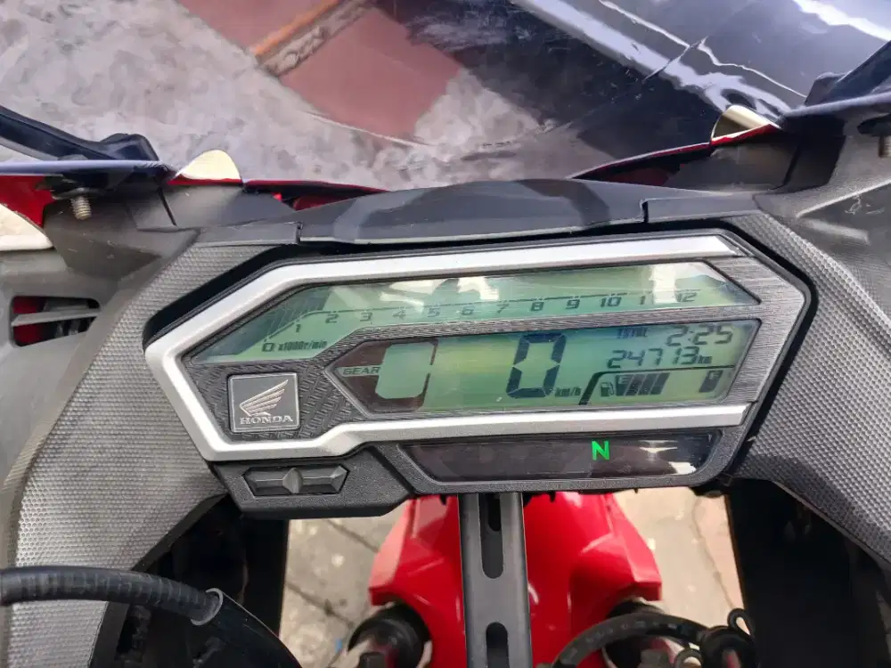 Cbr150 r 150cc JARANG DIPAKAI