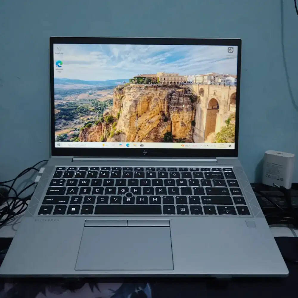 HP Elitebook 845 G8 Ryzen 5 5650u 16/256gb Dual Channel Gaming