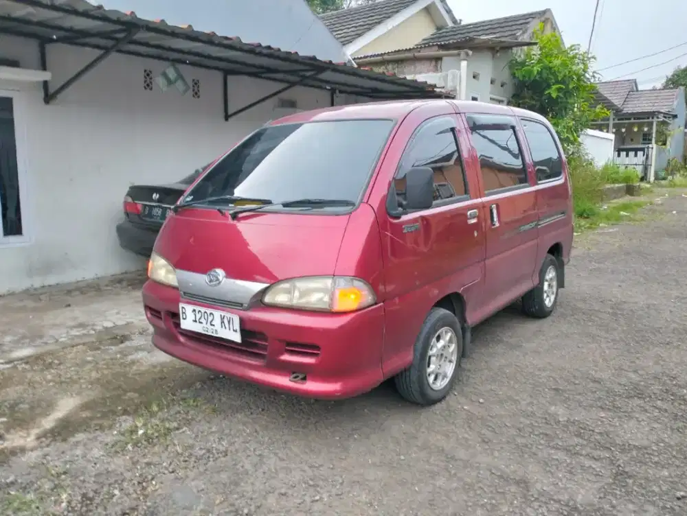 Di jual Daihatsu zebra ZLxtra merah