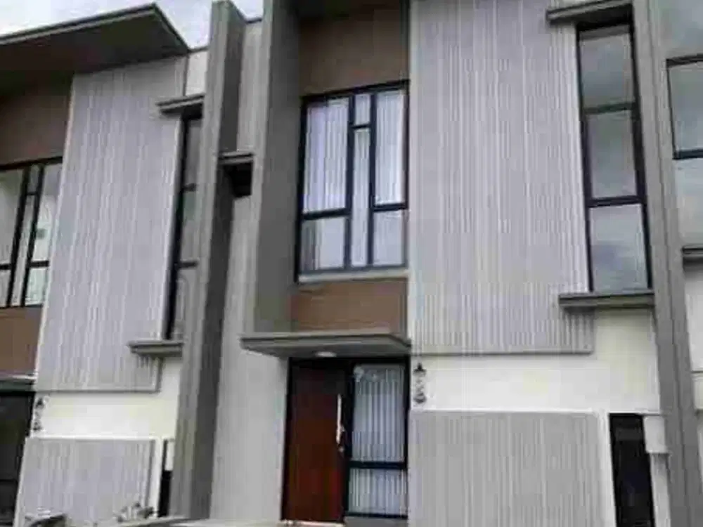 RUMAH CANTIK 2 LANTAI DI CLUSTER YANG NYAMAN DAN SEJUK