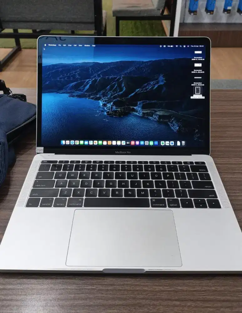 Apple Macbook Pro 2017 i5 8/512 GB