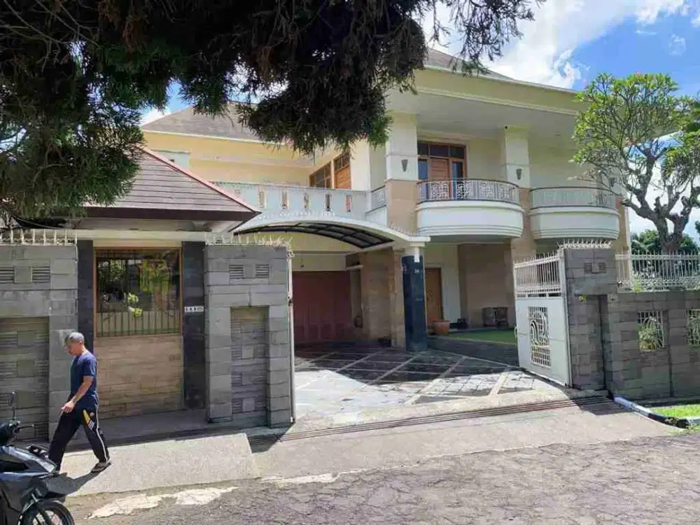 Rumah Mewah Luas Tanah 1.248 di Perumahan Setiabudi Bandung harga 10,5 Milyar