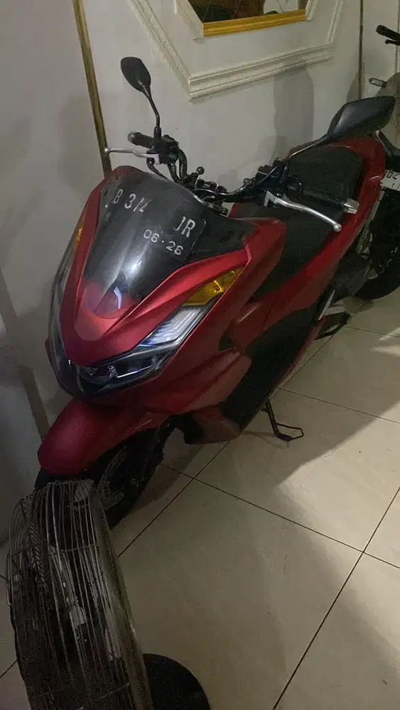 Pcx warna merah doff