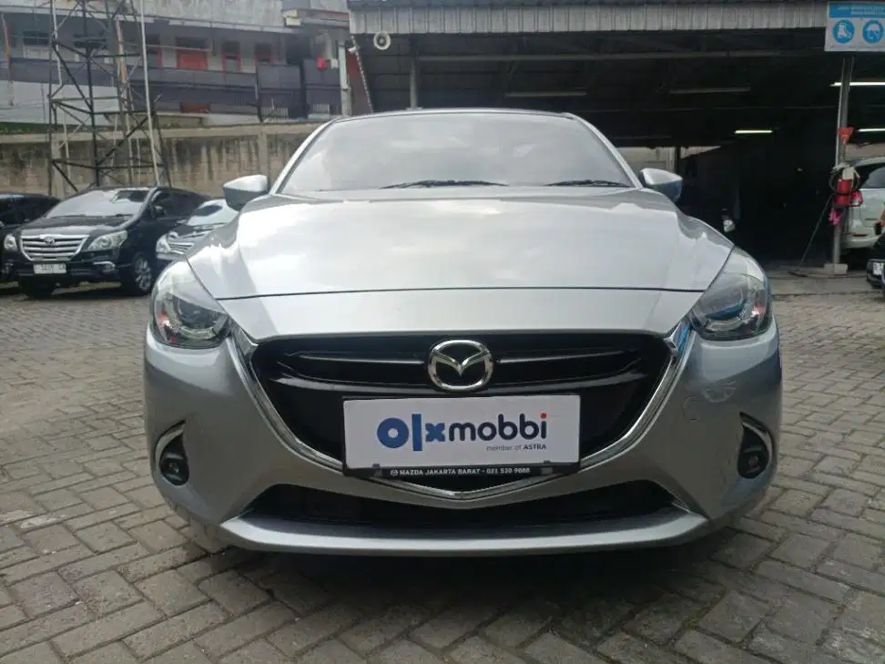 DP MURAH Mazda 2 1.5 R Skyactiv Bensin-AT 2017  CWGYB